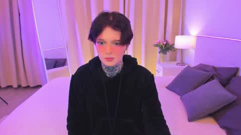 Snapshot of simona_rain chatting on January 19, 5:37 am Simona online show from January 19, 5:37 am
