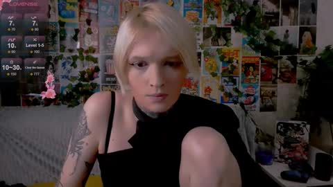 Snapshot of simona_rain chatting on October 4, 3:18 am Simona online show from October 4, 3:18 am