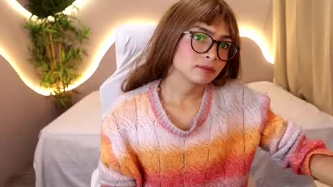 simone_sky online show from February 27, 2:01 pm