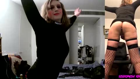 Snapshot of sissycdmish chatting on September 8, 3:21 pm SissyCDMish online show from September 8, 3:21 pm
