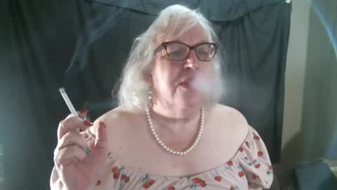 Snapshot of sissydianetx chatting on January 4, 1:53 pm Sissy Diane online show from January 4, 1:53 pm