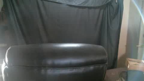 Snapshot of sissydianetx chatting on February 20, 12:41 am Sissy Diane online show from February 20, 12:41 am
