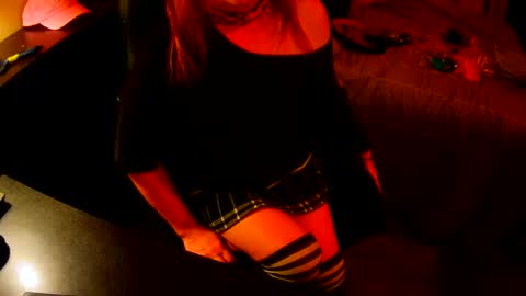 red online show from September 21, 4:51 am