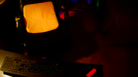 red online show from October 6, 4:12 am