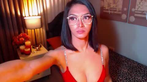 Snapshot of skinnyhotfantasy chatting on October 8, 3:08 am NICOLE online show from October 8, 3:08 am