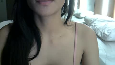 Snapshot of skinnykittencam chatting on September 12, 3:48 am skinnykittencam online show from September 12, 3:48 am