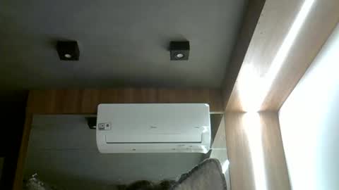 Snapshot of skinnykittencam chatting on September 19, 5:57 am skinnykittencam online show from September 19, 5:57 am