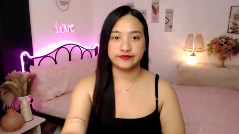 Queen Cyrine online show from October 28, 4:27 pm