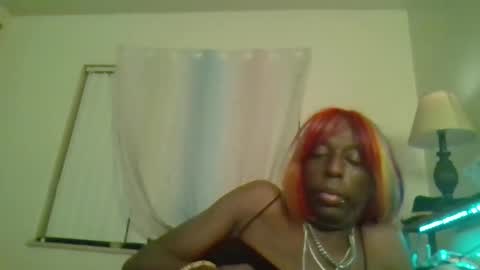 Snapshot of sleepyg1981 chatting on January 7, 5:45 am Bottmboitwink online show from January 7, 5:45 am
