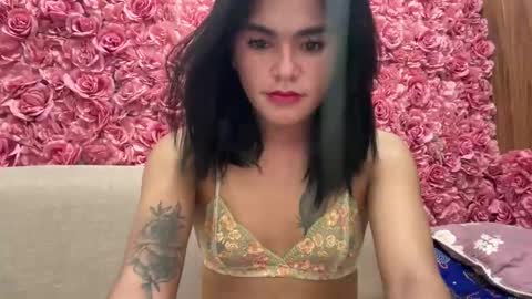 Snapshot of slutty_lavinia chatting on September 21, 12:00 pm Slutty Lavinia online show from September 21, 12:00 pm