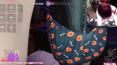 Snapshot of sluttyfrea chatting on February 16, 4:42 am Faye online show from February 16, 4:42 am