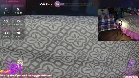 Snapshot of sluttyfrea chatting on September 25, 11:34 pm Faye online show from September 25, 11:34 pm