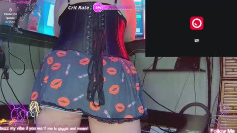 Snapshot of sluttyfrea chatting on October 5, 6:18 pm Faye online show from October 5, 6:18 pm