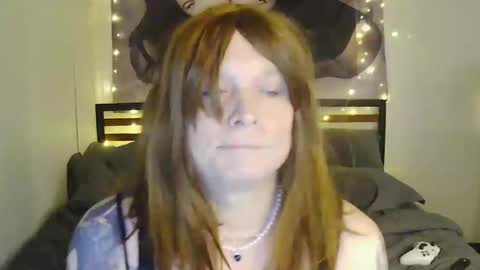SmashingSamantha online show from October 5, 9:14 pm