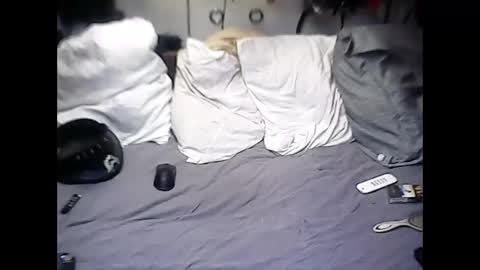 Snapshot of smokeslut365 chatting on December 15, 4:51 am smokeslut365 online show from December 15, 4:51 am