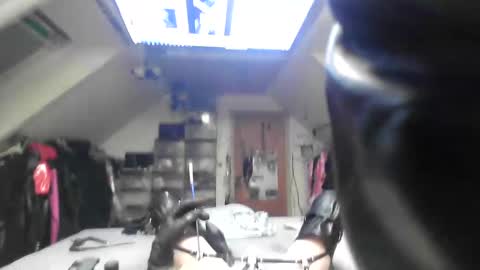 Snapshot of smokeslut365 chatting on January 14, 4:36 am smokeslut365 online show from January 14, 4:36 am