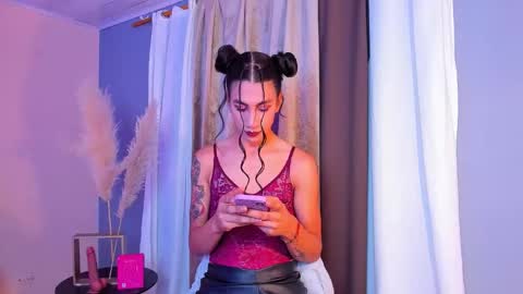 Snapshot of sofiia_grey_ chatting on October 6, 1:22 pm Sofi online show from October 6, 1:22 pm