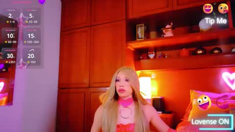 Sofa bonita  online show from October 8, 5:09 am