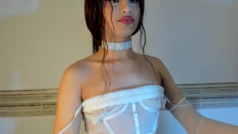 Sophia online show from October 12, 9:50 pm