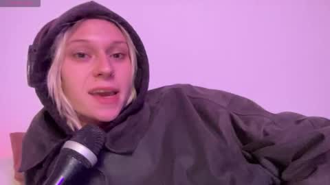 Snapshot of sophiediamond_x chatting on September 29, 9:03 pm sophiediamond_x online show from September 29, 9:03 pm