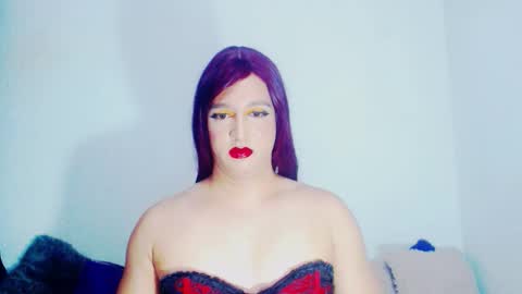 sophiehillsxo online show from February 12, 4:41 am