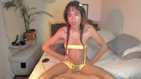 Snapshot of sophielondono21 chatting on March 2, 10:13 pm SofiTrans21 online show from March 2, 10:13 pm