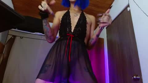 Snapshot of srta_fox chatting on March 7, 9:32 am Srta. Fox online show from March 7, 9:32 am