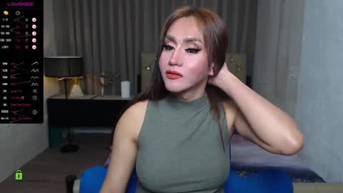 stacy online show from February 24, 11:30 pm