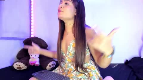 Snapshot of star_darling chatting on September 13, 12:38 am S T A R online show from September 13, 12:38 am