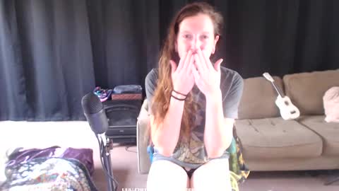Snapshot of starry_smiles chatting on September 20, 7:19 pm Starry online show from September 20, 7:19 pm