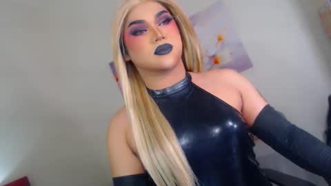 CALL ME STELLA online show from September 10, 10:36 am