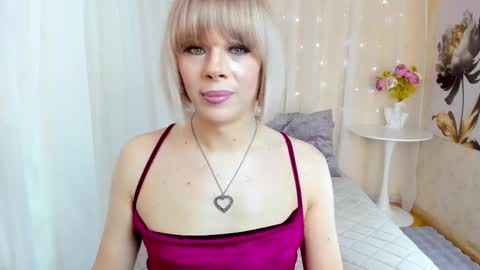 Alice online show from September 22, 1:05 pm