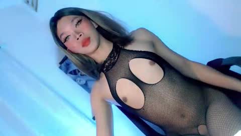 LoveSugar online show from February 4, 7:29 am