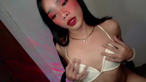 Snapshot of sultry_sirenxx chatting on March 10, 5:07 pm sultry_sirenxx online show from March 10, 5:07 pm