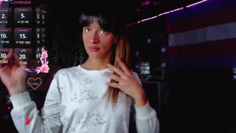 Snapshot of summer__xo chatting on March 10, 3:12 am Summer online show from March 10, 3:12 am