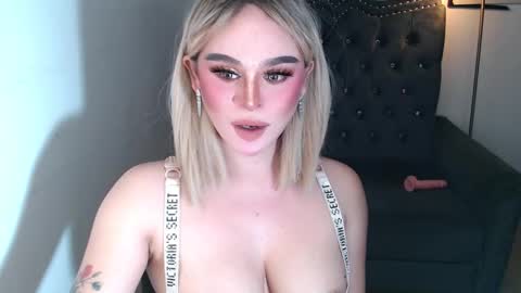 CARMINA online show from December 5, 3:11 am