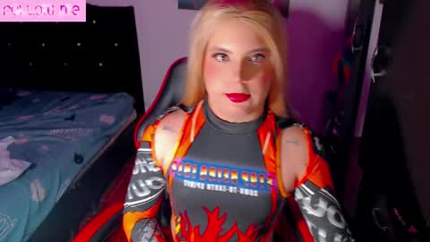 Snapshot of susej_exotic69 chatting on January 3, 12:22 am ale online show from January 3, 12:22 am