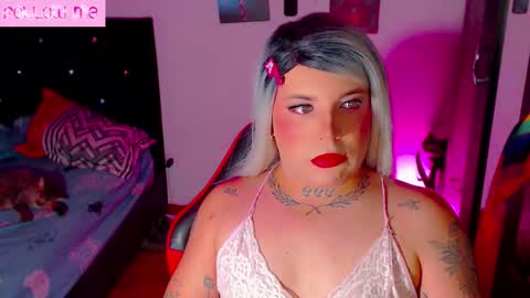 Snapshot of susej_exotic69 chatting on February 23, 10:20 pm ale online show from February 23, 10:20 pm
