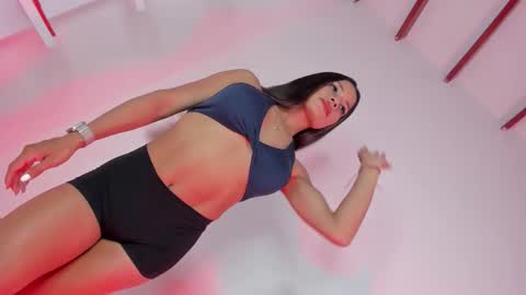 Cell Me Andrea online show from November 10, 1:06 am