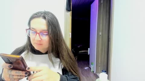 Snapshot of sweet__suck69bitch chatting on December 16, 2:04 am sweet__suck69bitch online show from December 16, 2:04 am