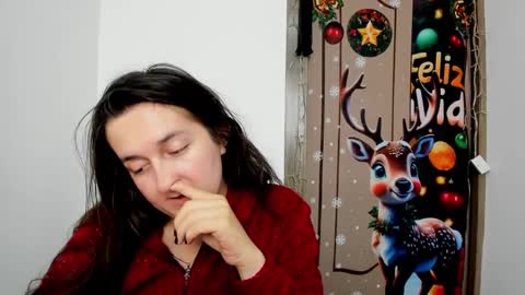 Snapshot of sweet__suck69bitch chatting on December 28, 9:51 pm sweet__suck69bitch online show from December 28, 9:51 pm