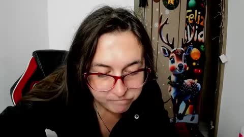 Snapshot of sweet__suck69bitch chatting on January 10, 2:04 am sweet__suck69bitch online show from January 10, 2:04 am