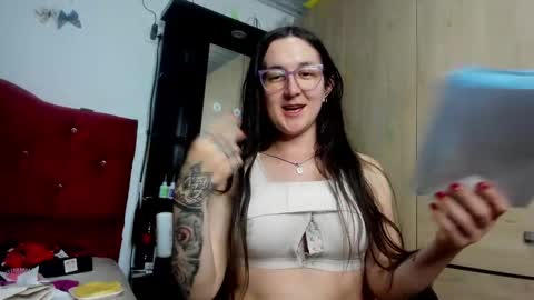 Snapshot of sweet__suck69bitch chatting on September 11, 3:37 am sweet__suck69bitch online show from September 11, 3:37 am