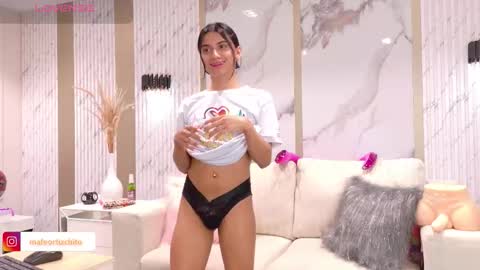 Snapshot of sweet_mafee chatting on September 30, 9:26 pm sweet_mafee online show from September 30, 9:26 pm