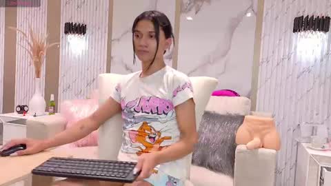 Snapshot of sweet_mafee chatting on October 7, 1:06 am sweet_mafee online show from October 7, 1:06 am