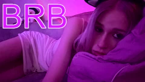 sweet_mol1y online show from October 19, 8:06 am