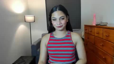 Snapshot of sweet_scarllet12 chatting on December 2, 5:54 pm SCARLLET online show from December 2, 5:54 pm