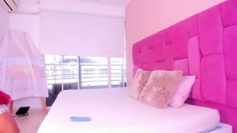 Snapshot of sweet_stacie chatting on January 18, 1:20 pm sweet_stacie online show from January 18, 1:20 pm