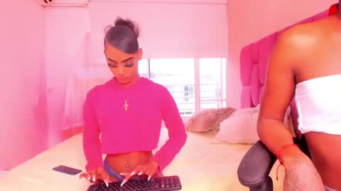 Snapshot of sweet_stacie chatting on January 23, 2:07 pm sweet_stacie online show from January 23, 2:07 pm