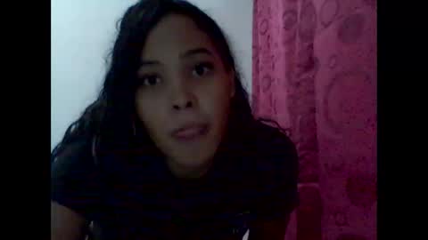 Snapshot of sweet_starxx chatting on March 2, 11:17 pm Yeileen online show from March 2, 11:17 pm
